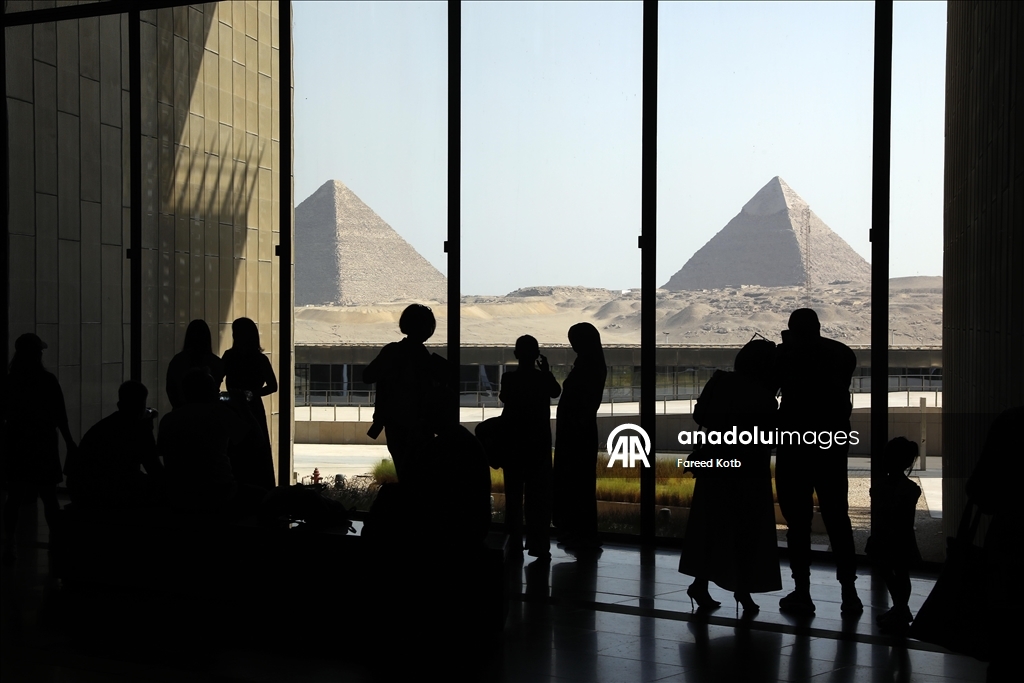 المتحف المصري الكبير.. "جنة التاريخ" في رحاب الأهرامات