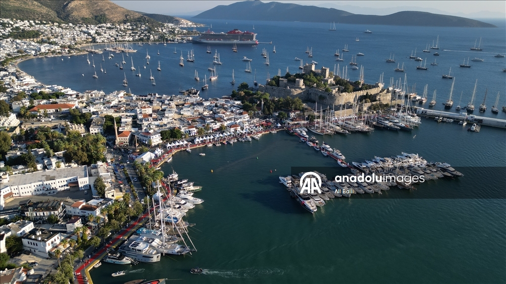 На выставке Bodrum Boat Show представили роскошные яхты