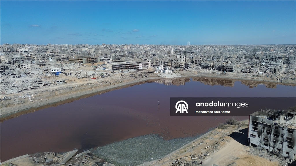 İsrail'in Gazze'nin Şeyh Rıdvan Mahallesi'nde bıraktığı yıkım havadan görüntülendi