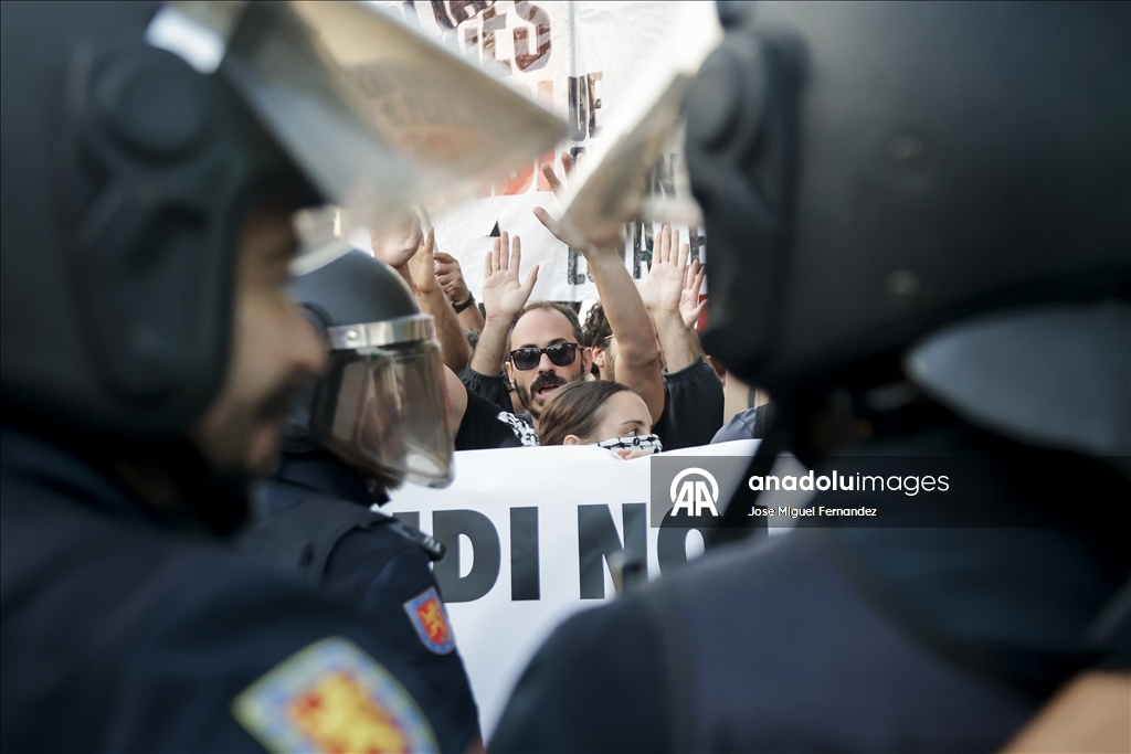 В Испании перед матчем «Валенсия» — «Хапоэль Тель-Авив» прошла акция в поддержку Палестины
