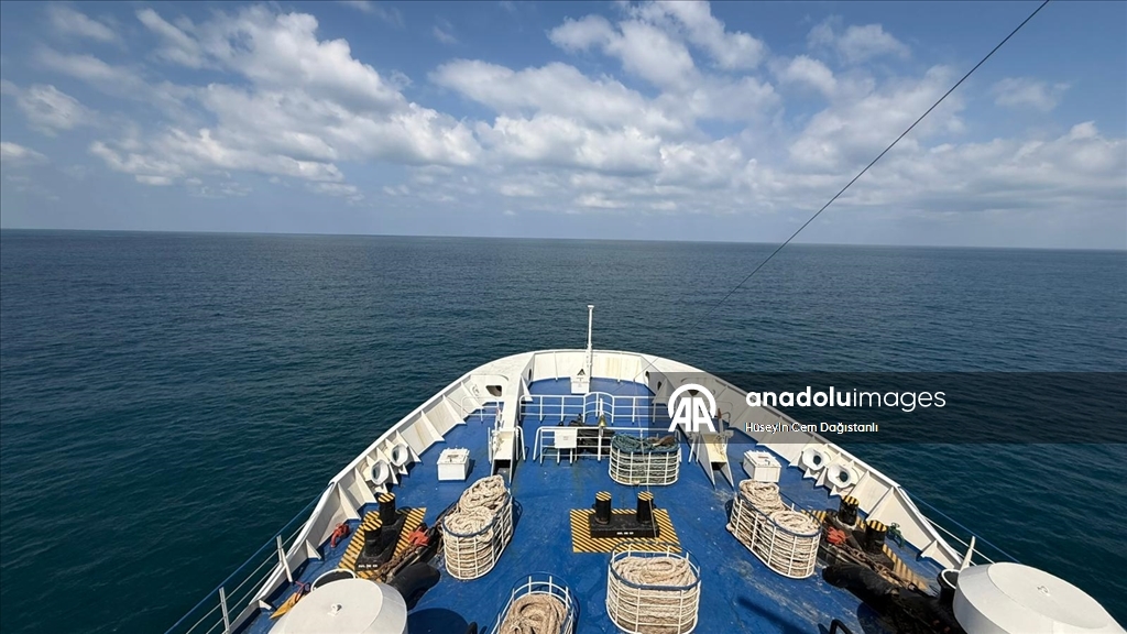 Türkiye'nin 17. "İyilik Gemisi" yurda dönüş için El-Ariş Limanı'ndan ayrıldı