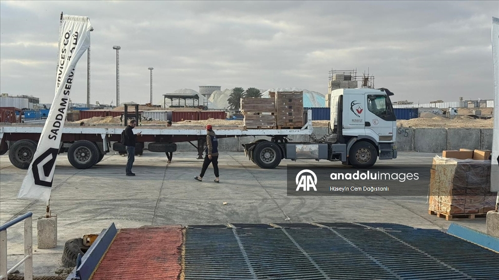 Türkiye'nin 17. "İyilik Gemisi" yurda dönüş için El-Ariş Limanı'ndan ayrıldı