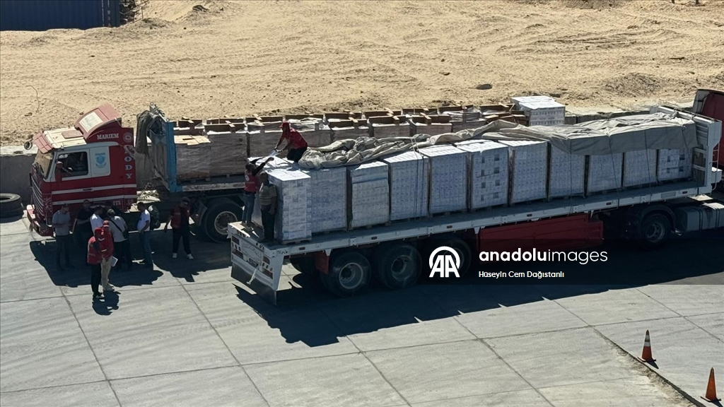 Türkiye'nin 17. "İyilik Gemisi" yurda dönüş için El-Ariş Limanı'ndan ayrıldı