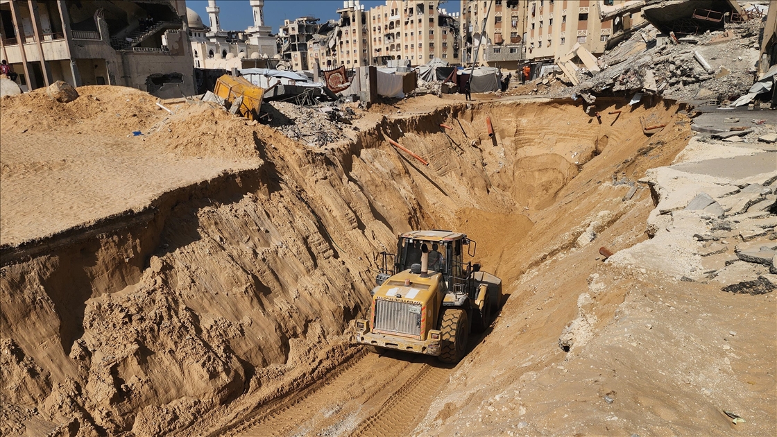 Gazze'de İsrailli esirlerin cesetlerini arama çalışmaları sürüyor
