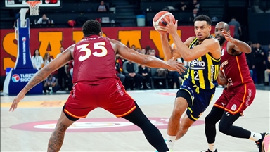 Fenerbahçe Beko, Galatasaray MCT Technic’i 85-76 mağlup etti