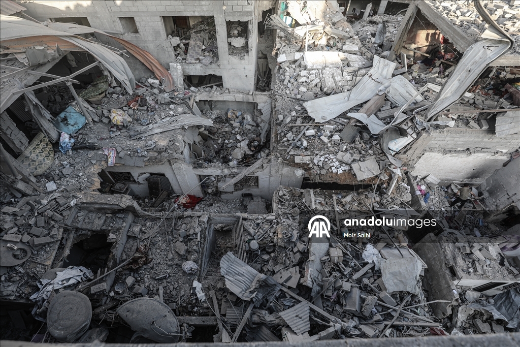 Israel continues to attack Gaza despite ceasefire agreement