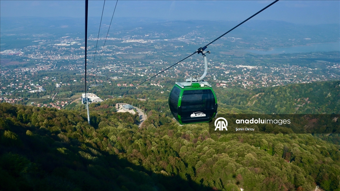Kartepe Teleferiği, sonbahar renklerini 360 derecelik açıyla sunuyor