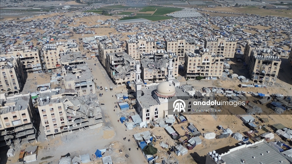 İsrail saldırılarının ardından Han Yunus kentindeki yıkım havadan görüntülendi