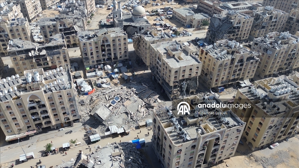 İsrail saldırılarının ardından Han Yunus kentindeki yıkım havadan görüntülendi