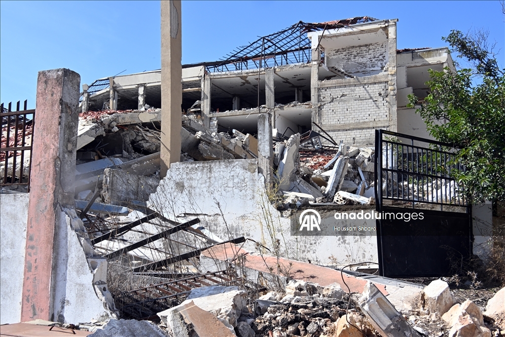 İsrail'in Lübnan'ın güneyine düzenlediği saldırılarda birçok okul kullanılmaz hale geldi
