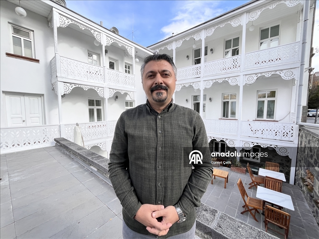 Bajarê Qersê yê ku avahîsaziya Baltikê dihewîne di turîzma çandê da balê dikişîne