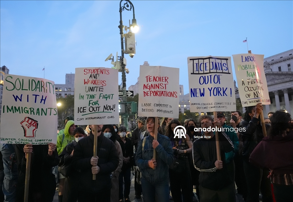 Protest erupts after ICE Agents arrest street vendors in New York City