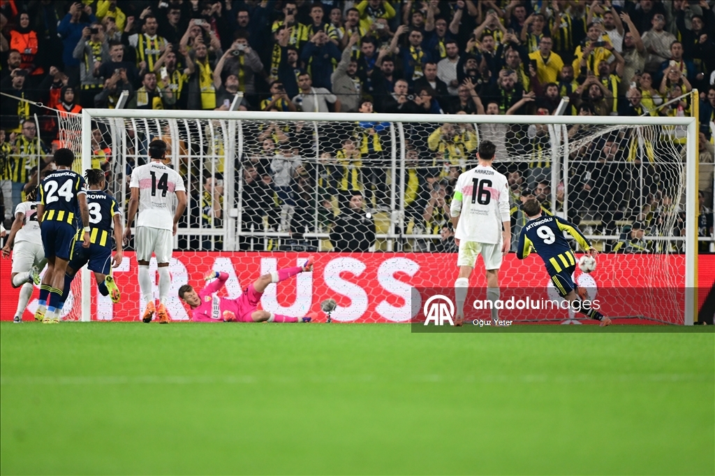 Fenerbahçe - Stuttgart