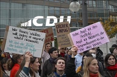 У здания офиса ХДС в Берлине прошла акция протеста против политики Мерца