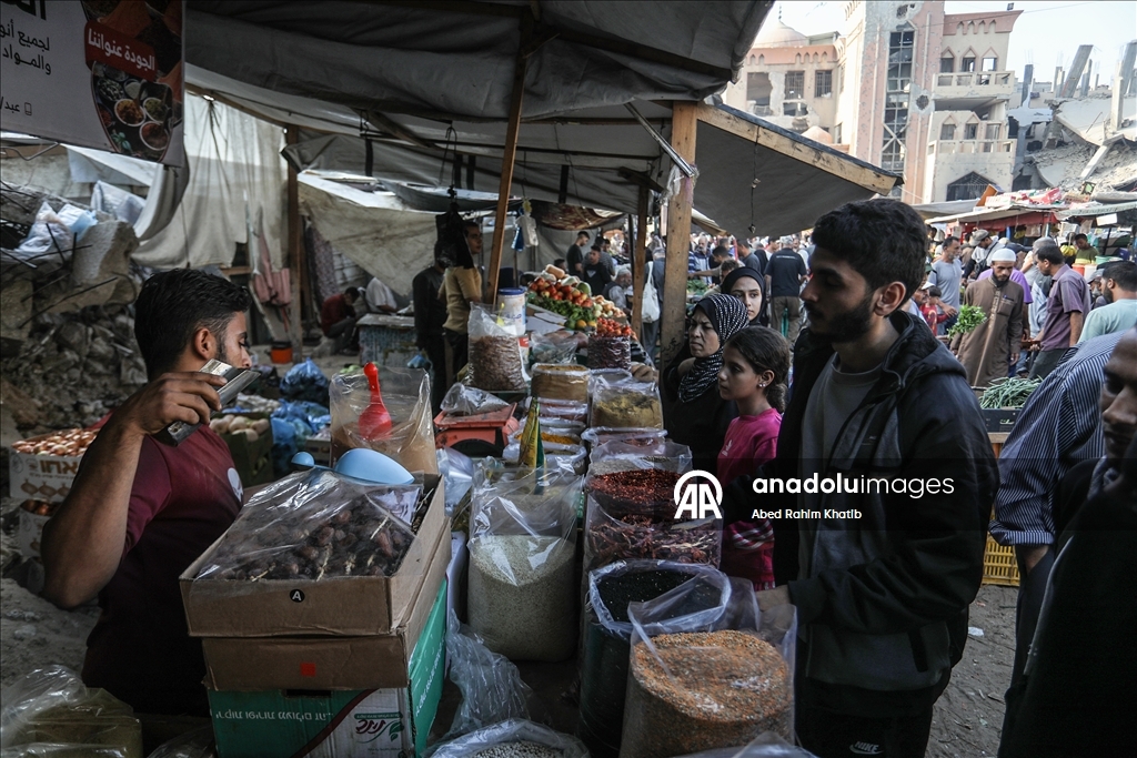 İsrail’in çekilmesinin ardından Han Yunus’ta hayat yeniden başladı