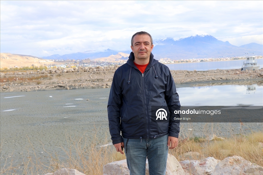 Van'daki Erçek Gölü 30 yılda 6 kilometrekare alan kaybetti