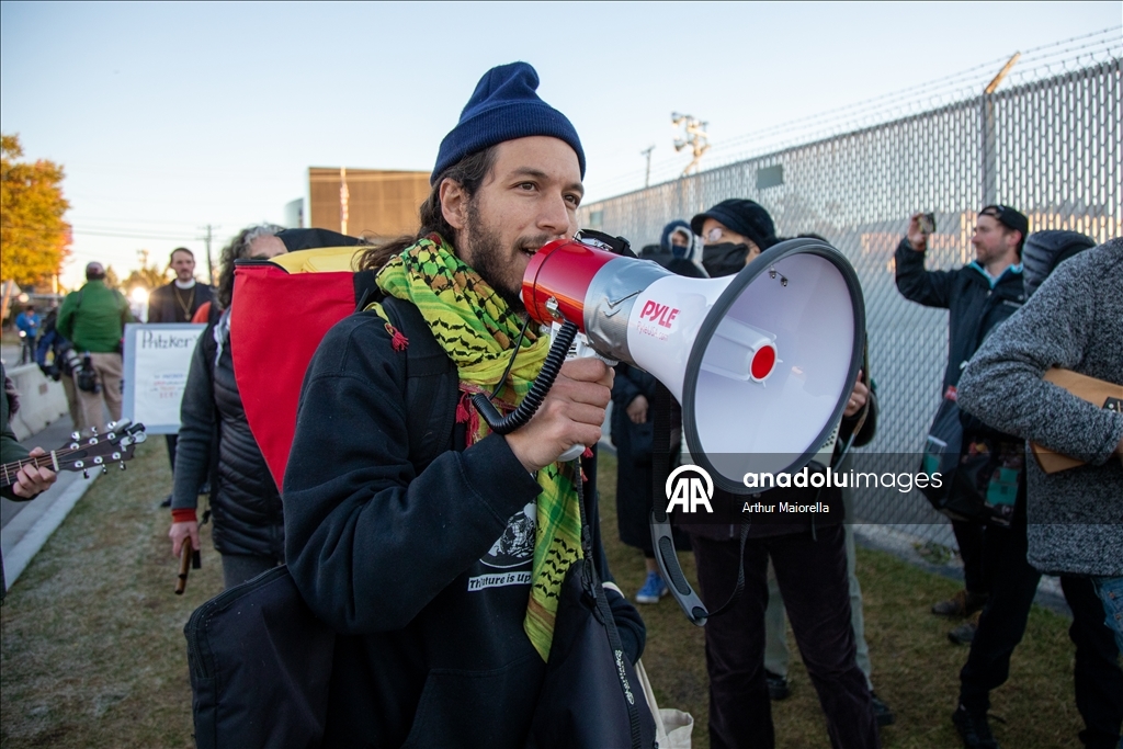 Протест против ICE прошел в Чикаго