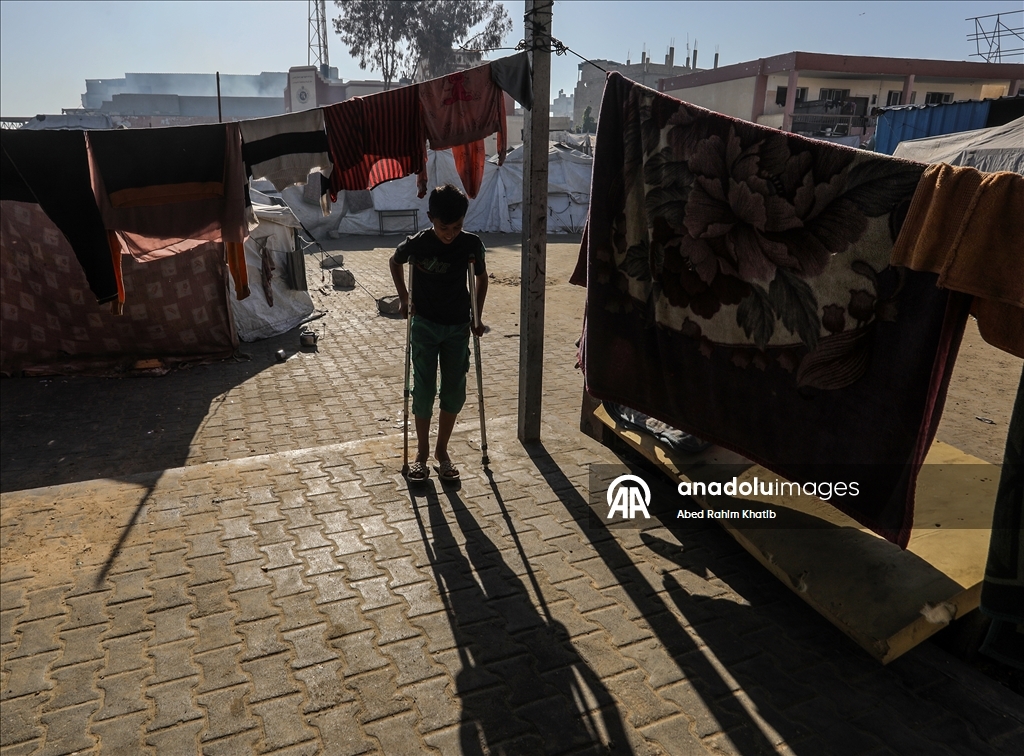 Han Yunus’ta yaralı Filistinliler tedavi için yardım bekliyor