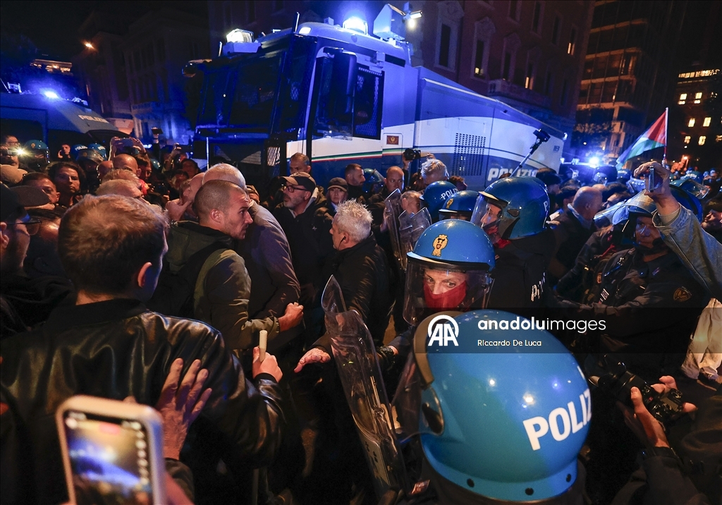 В Риме полиция применила дубинки и водометы против участников акции в поддержку Палестины