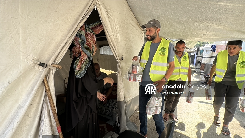 "قافلة الأمل" التركية تقدم مساعدات لغزة بقيمة 4.57 ملايين دولار