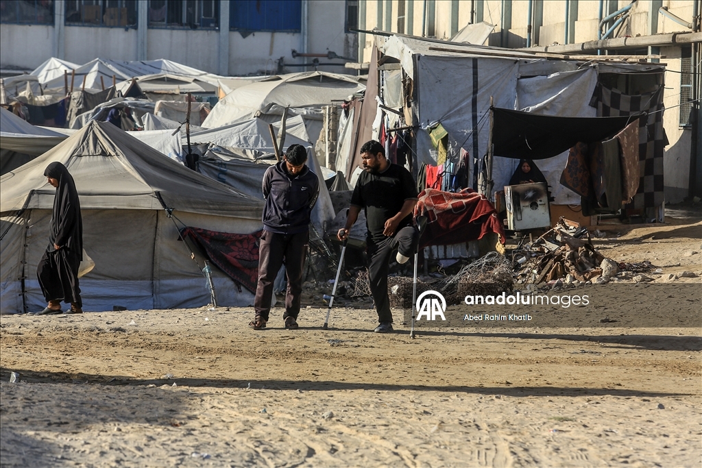 Han Yunus’ta yaralı Filistinliler tedavi için yardım bekliyor