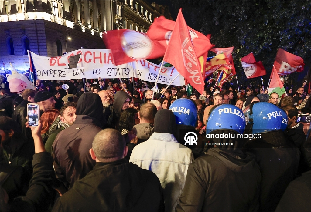 В Риме полиция применила дубинки и водометы против участников акции в поддержку Палестины