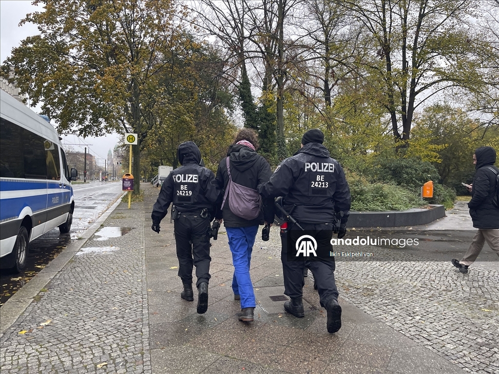 Berlin’de Filistin'e destek gösterisi düzenlendi