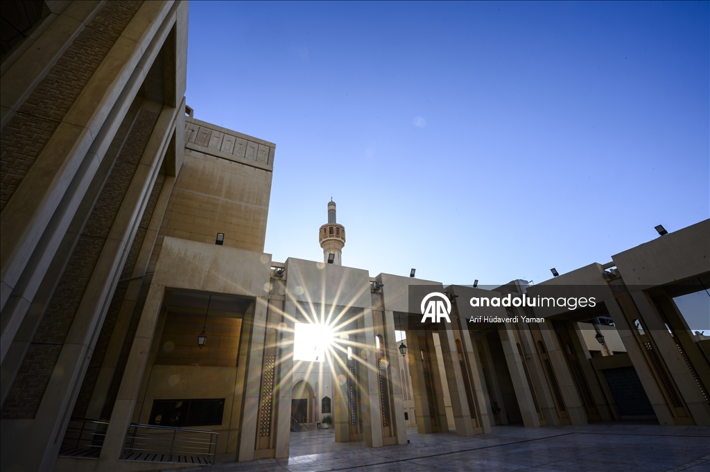 Daily life in Kuwait City