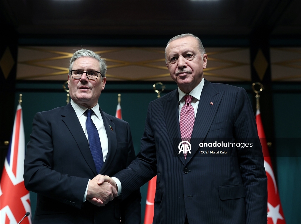 Türkiye ile Birleşik Krallık arasında Eurofighter savaş uçağı işbirliği anlaşması imzalandı