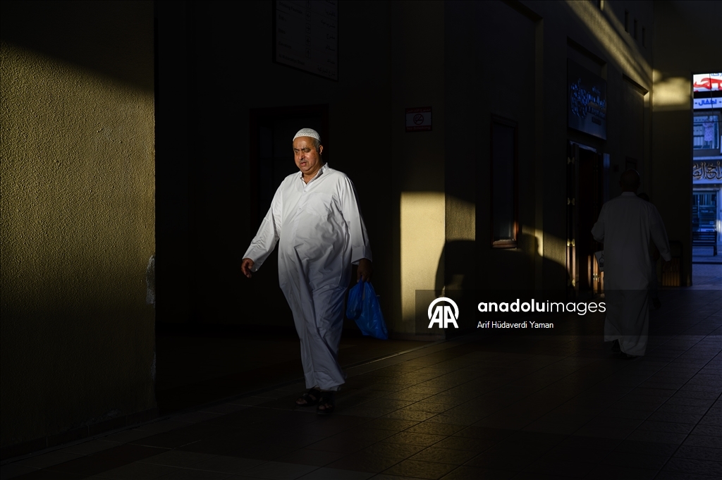 Daily life in Kuwait City