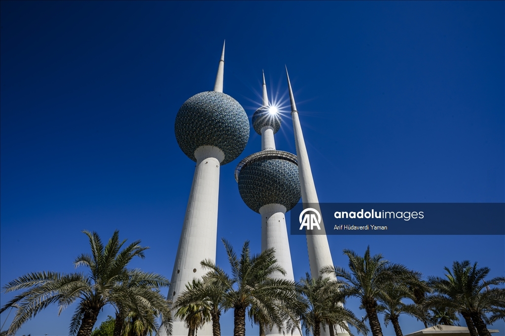 Daily life in Kuwait City