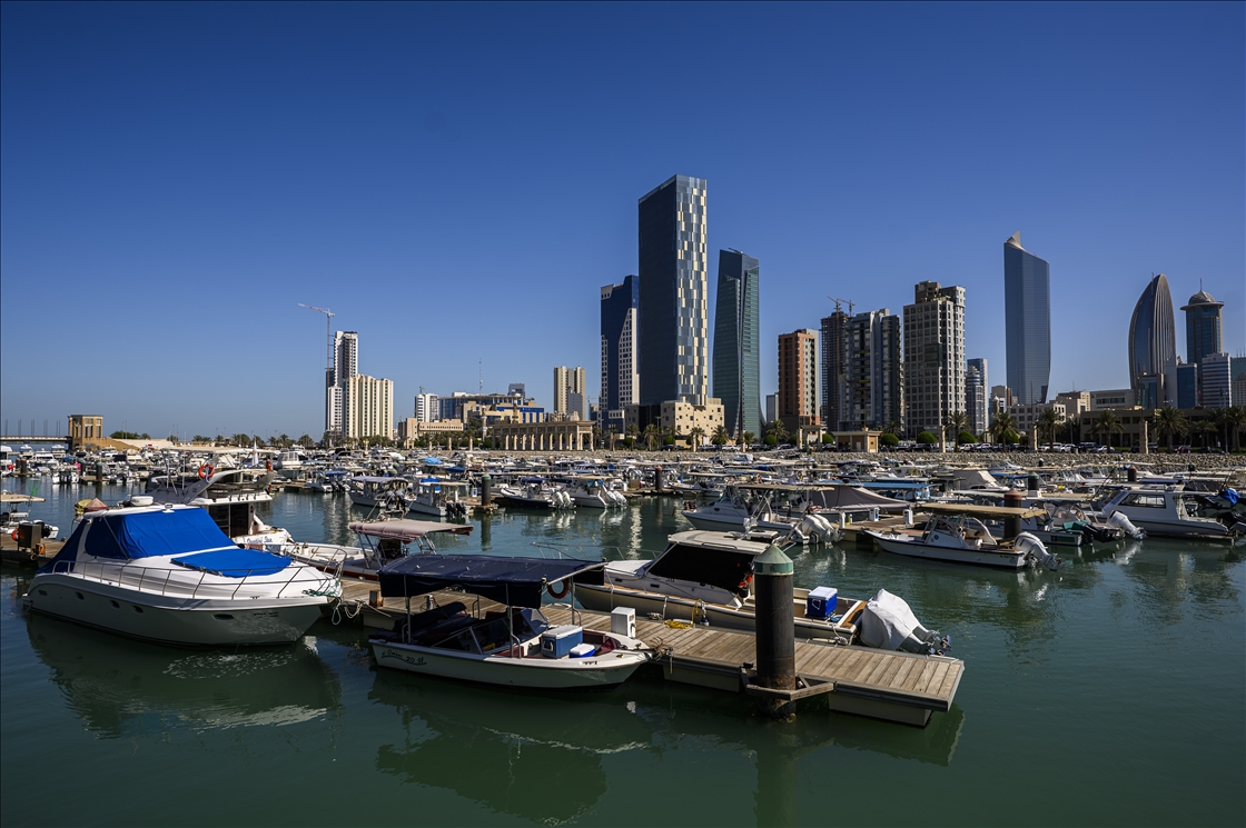 Jeta e përditshme në Kuwait City, një përzierje midis traditës dhe jetës bashkëkohore