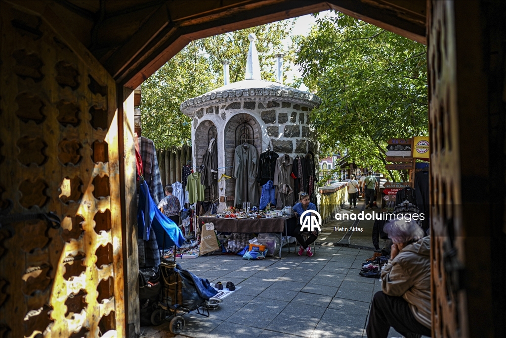 Рынок «Вернисаж» в Москве