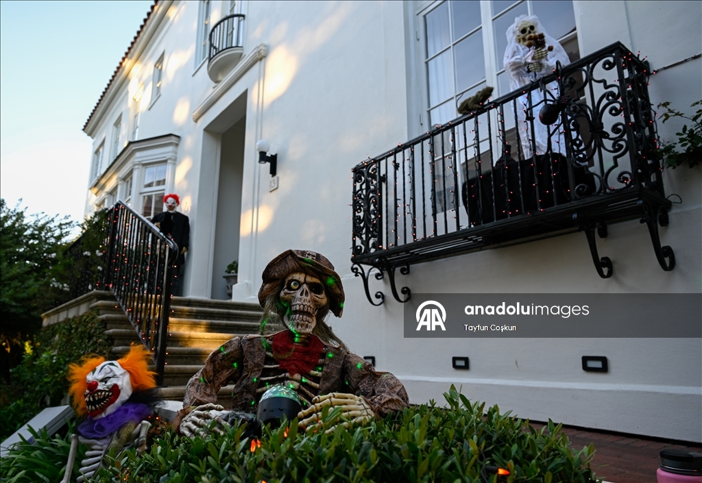 Decorated Halloween houses in San Francisco's Presidio Terrace