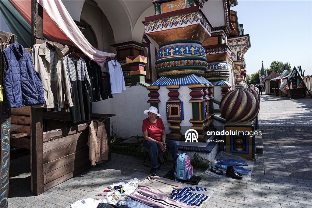 Рынок «Вернисаж» в Москве