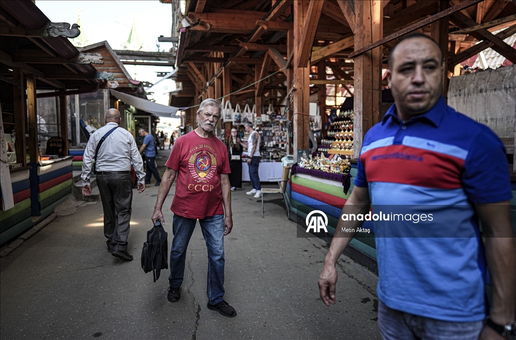 Рынок «Вернисаж» в Москве