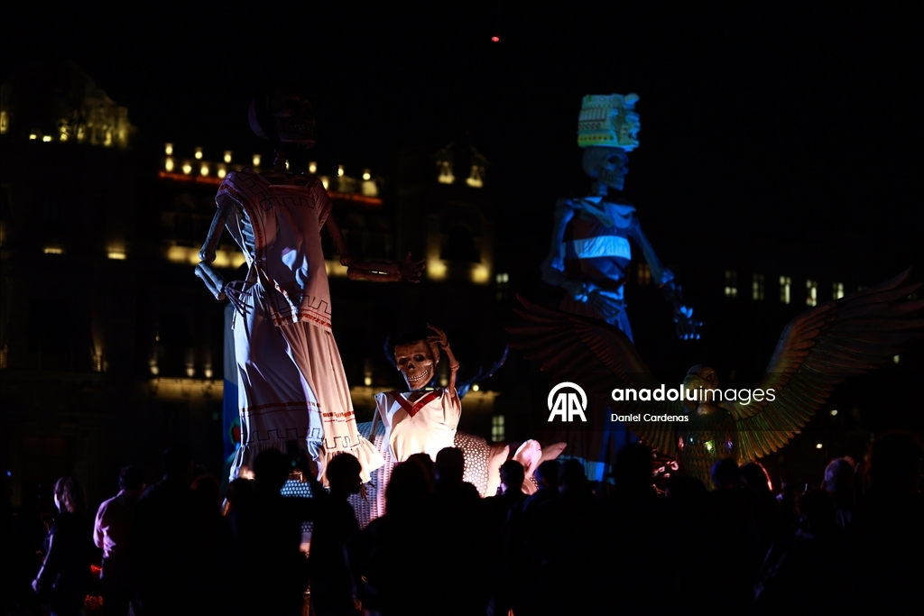 В Мехико отмечают День мертвых