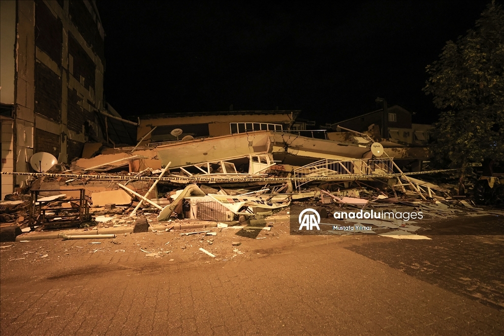 Balıkesir’in Sındırgı ilçesinde 6.1 büyüklüğünde deprem meydana geldi
