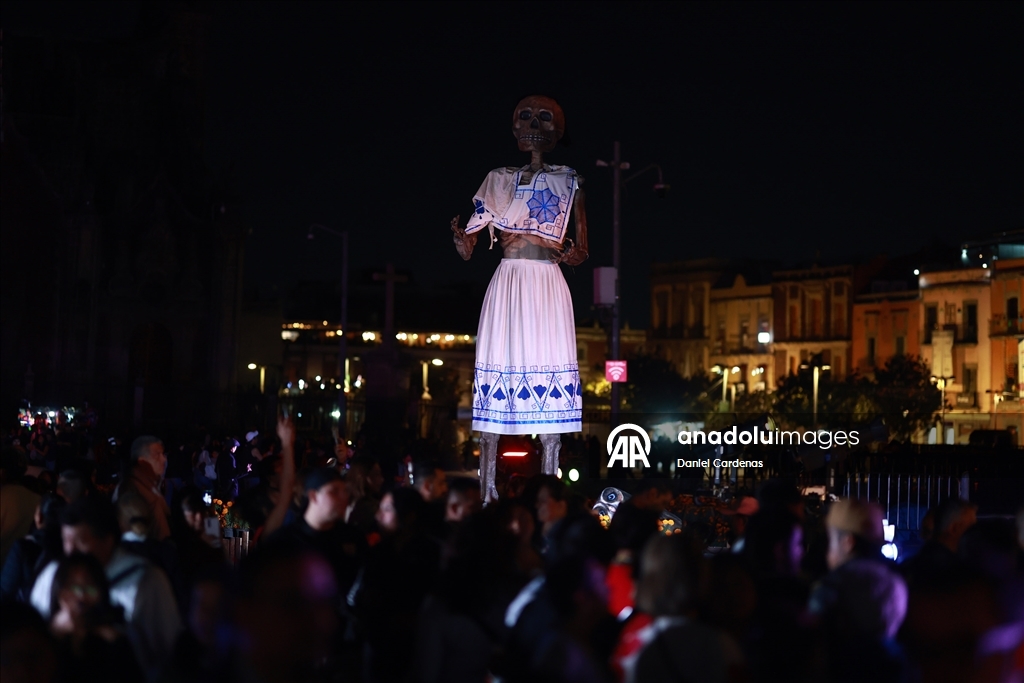 В Мехико отмечают День мертвых