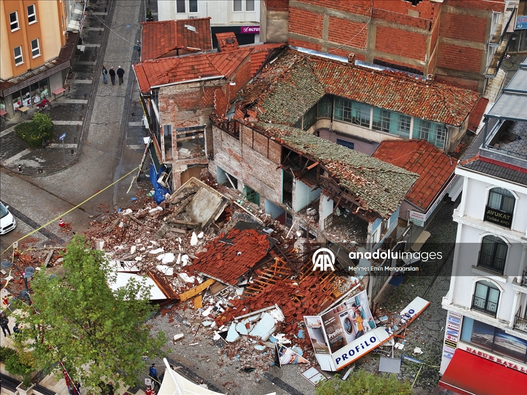 Balıkesir’in Sındırgı ilçesinde 6.1 büyüklüğünde deprem meydana geldi