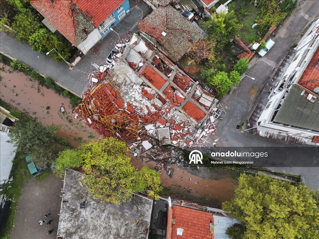 Balıkesir’in Sındırgı ilçesinde 6.1 büyüklüğünde deprem meydana geldi