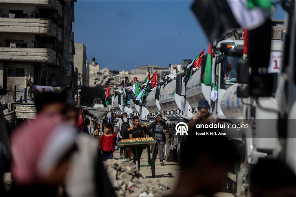 Ateşkes anlaşması kapsamında Gazze’ye yardım tırlarının girişi sürüyor