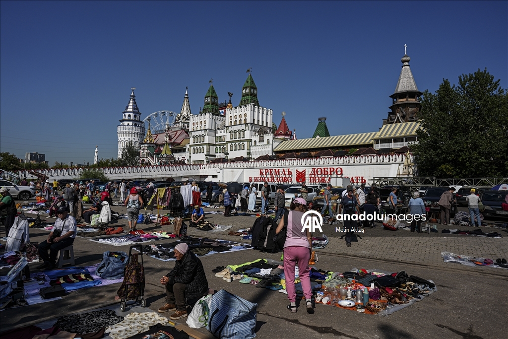Рынок «Вернисаж» в Москве
