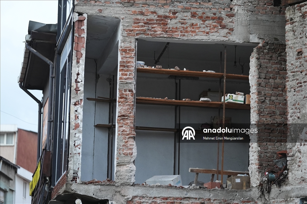 Balıkesir’in Sındırgı ilçesinde 6.1 büyüklüğünde deprem meydana geldi