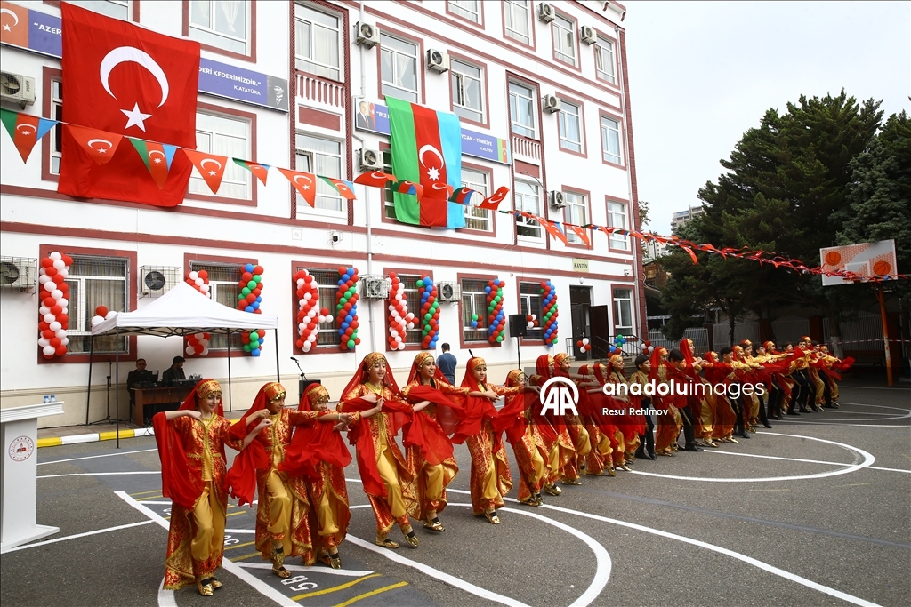 Bakü’de Türkiye Cumhuriyeti’nin 102. yılı kutlandı