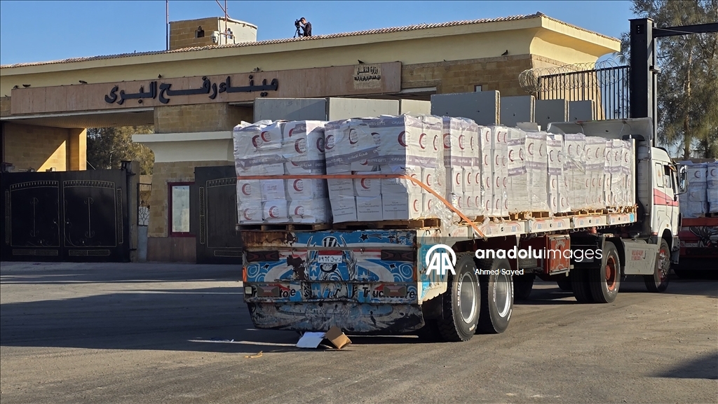 Гуманитарные грузы продолжают поступать в Газу