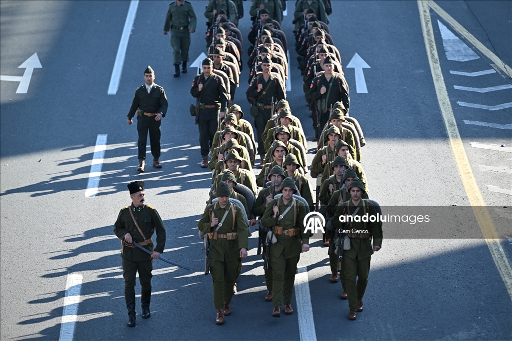 Ankara'da Cumhuriyet Bayramı dolayısıyla resmi geçit töreni yapıldı