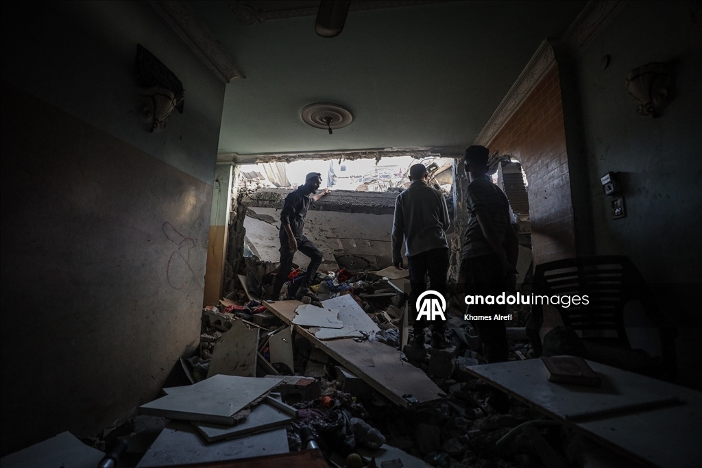 İsrail'in ateşkesi ihlal ederek Gazze'ye düzenlediği saldırılarda ölen Filistinlilerin sayısı 63'e yükseldi