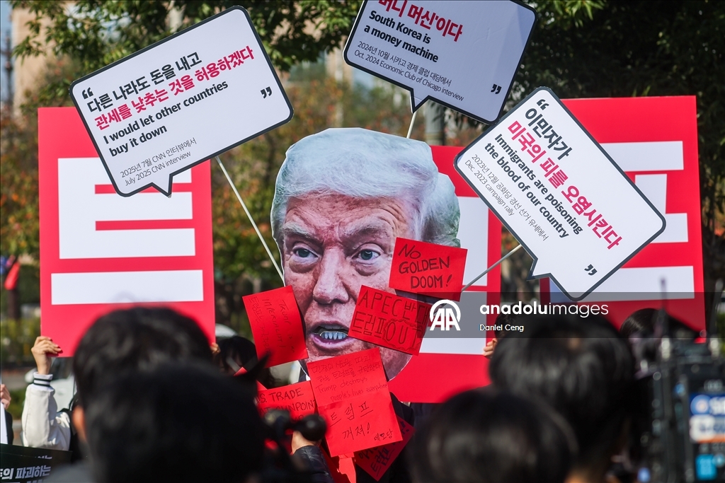 В Южной Корее прошли акции протеста перед визитом Дональда Трампа