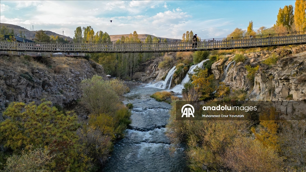 Водопад Мурадийе - жемчужина востока Турции